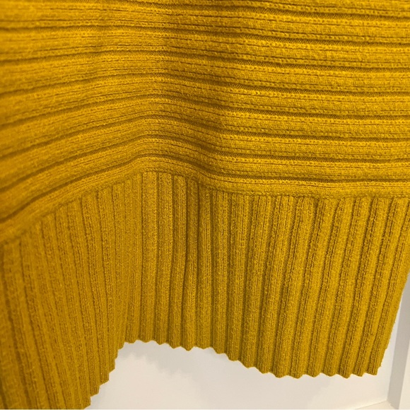 Anthropologie Sweater Size Large - Picture 8 of 13